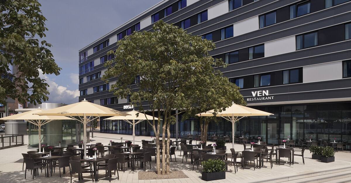 15bInnsideWolfsburg-VenRestaurantTerrace_1200x628.jpg