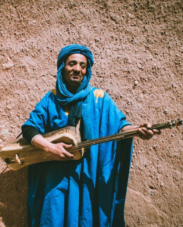 bdeb2665c0e26fdfc8bf52ebec5a53b7.berber-music-authentic.jpg